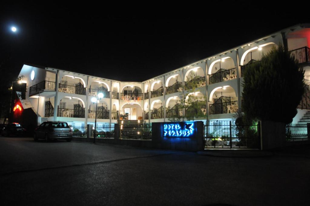 Pegasus Hotel ฮานิโอติ ห้อง รูปภาพ